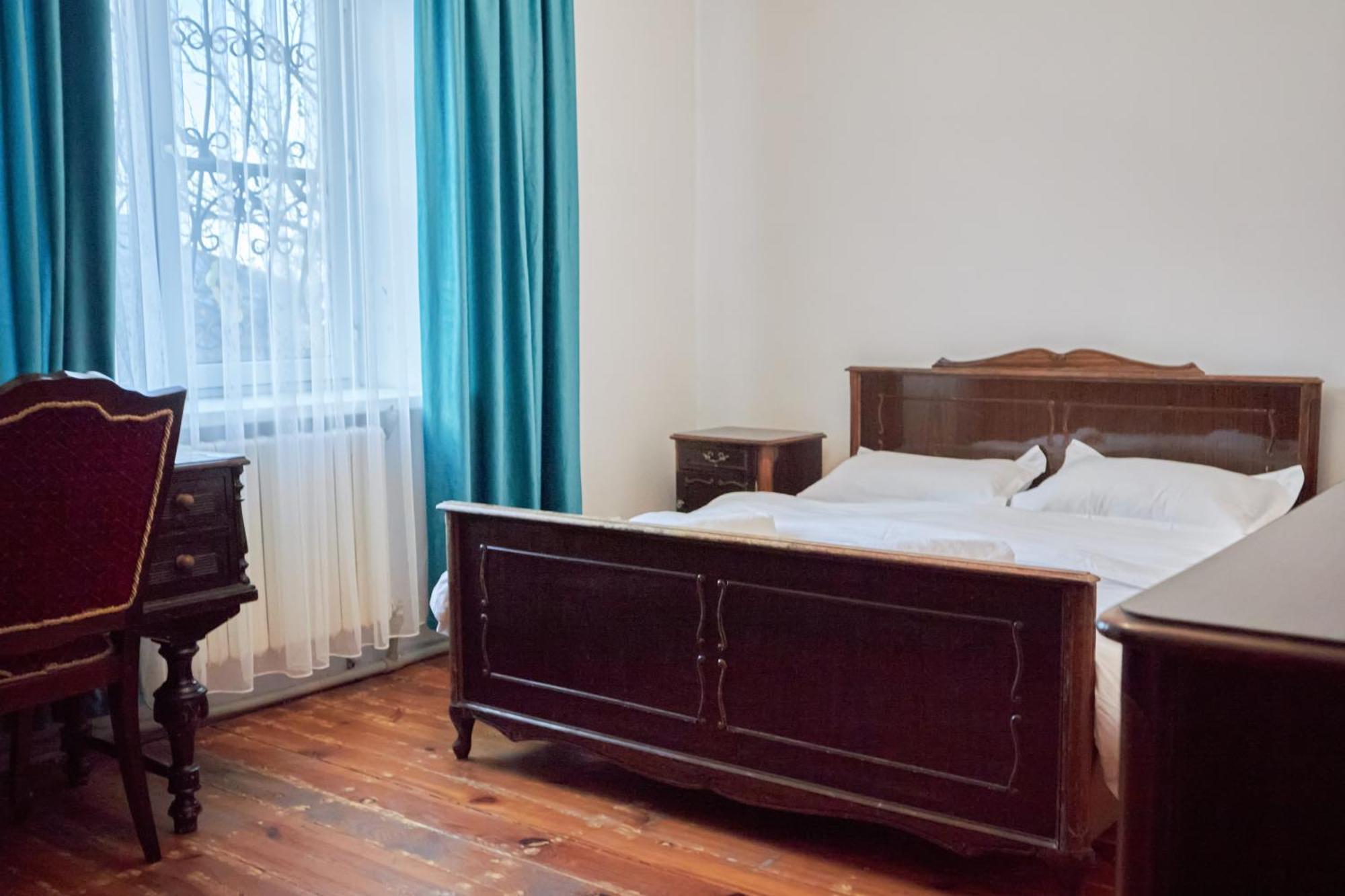 Hotel Sweet Vibe à Almaty Extérieur photo