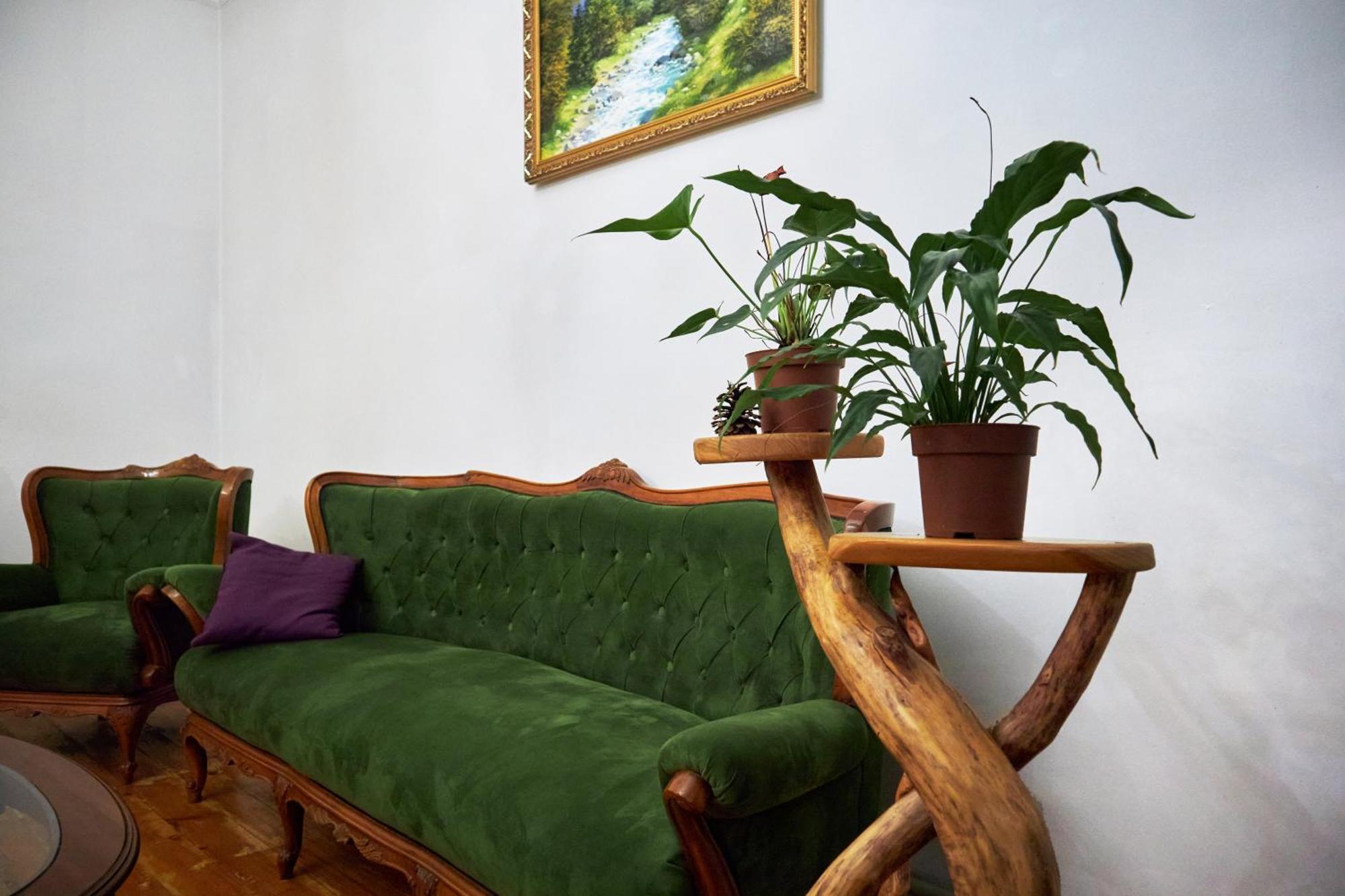 Hotel Sweet Vibe à Almaty Extérieur photo
