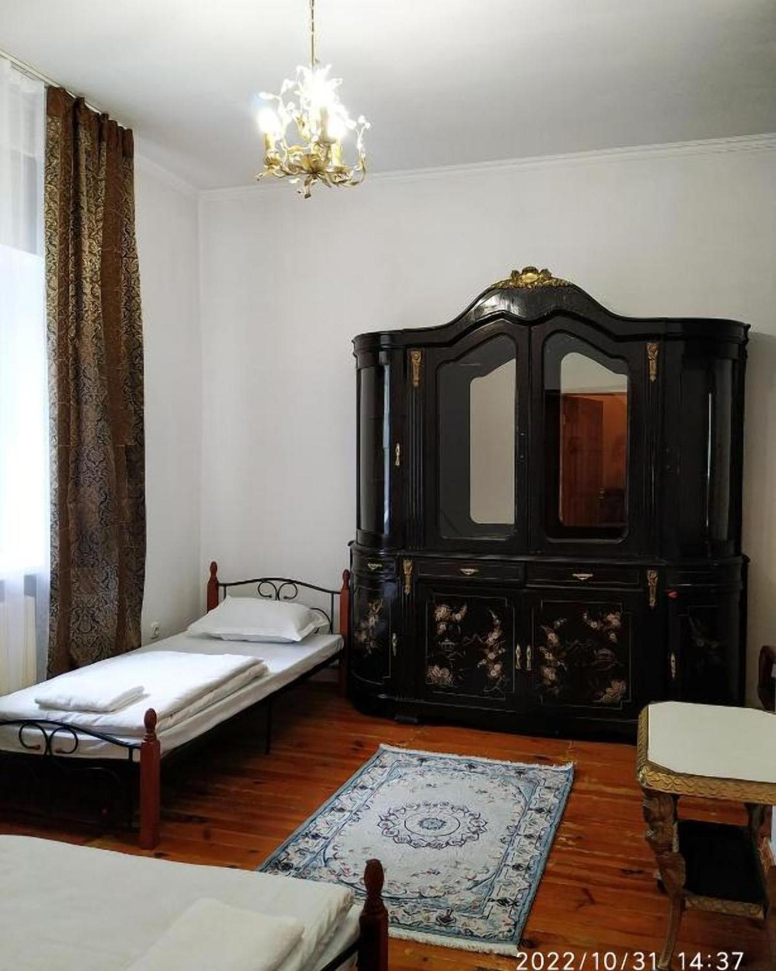 Hotel Sweet Vibe à Almaty Extérieur photo